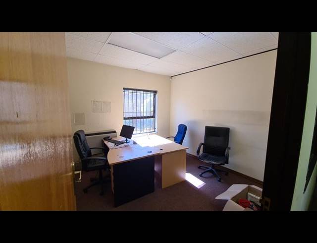 INDUSTRIAL FOR SALE IN HALFWAY HOUSE